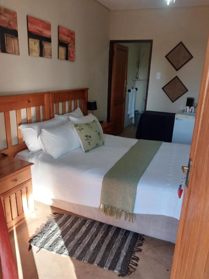 Kwena Maribane Lodge ブロンコーストスプルート エクステリア 写真