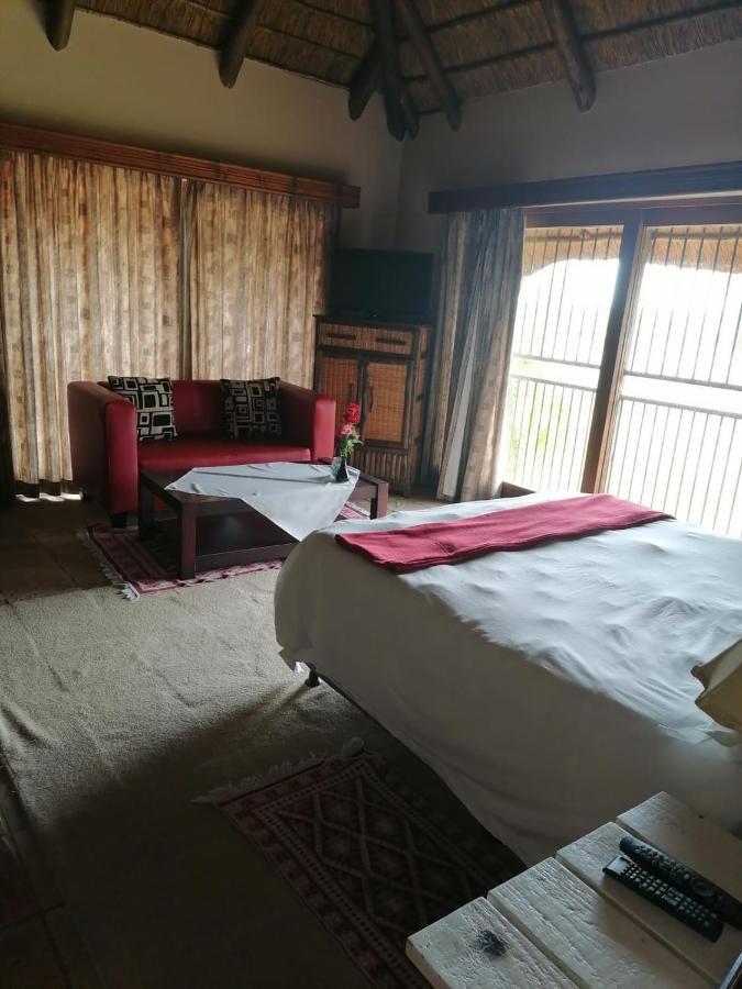 Kwena Maribane Lodge ブロンコーストスプルート エクステリア 写真